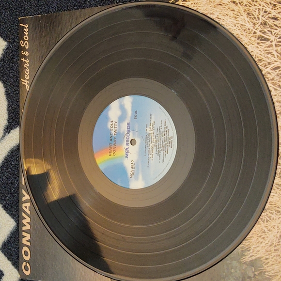 MCA Conway Twitty - Heart & Soul - Vintage Vinyl Record Album - 1980 - Picture 6 of 11
